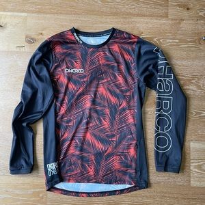 Nice and ventilated Dharco jersey